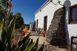 Surfcamp in Algarve outside area